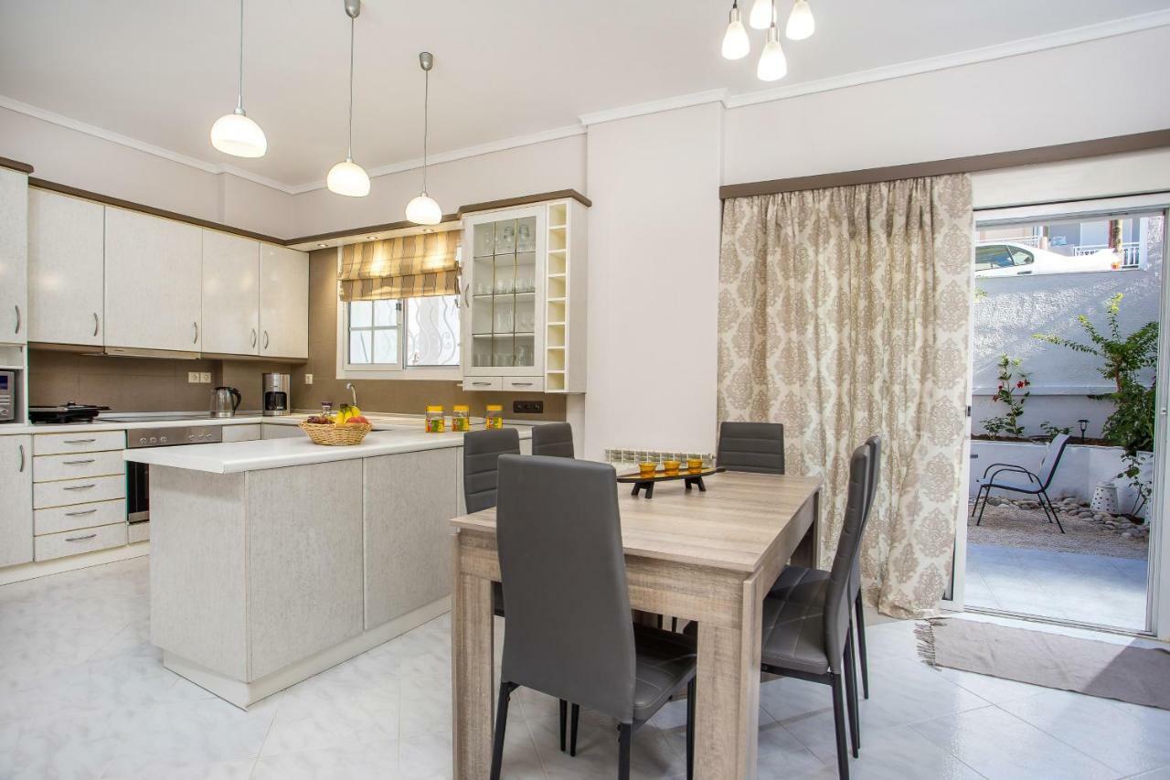 Flora'S Place Rhodes City Εξωτερικό φωτογραφία